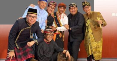 Wali Kota Samarinda, Andi Harun, berhasil meraih Trofi Abyakta