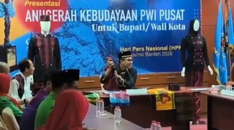 Wali Kota Samarinda, Andi Harun masuk dalam tiga besar Anugerah Kebudayaan dari Persatuan Wartawan Indonesia (PWI) Pusat Tahun 2026.