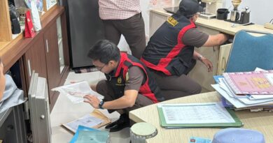 Kejaksaan Tinggi Kalimantan Timur (Kejati Kaltim) geledah kantor ESDM