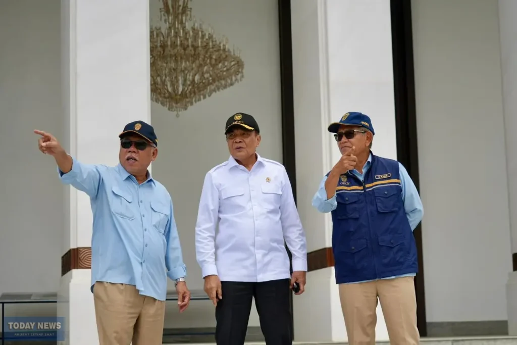 Menteri Koordinator Bidang Politik dan Keamanan (Menko Polkam) Djamari Chaniago tinjau IKN