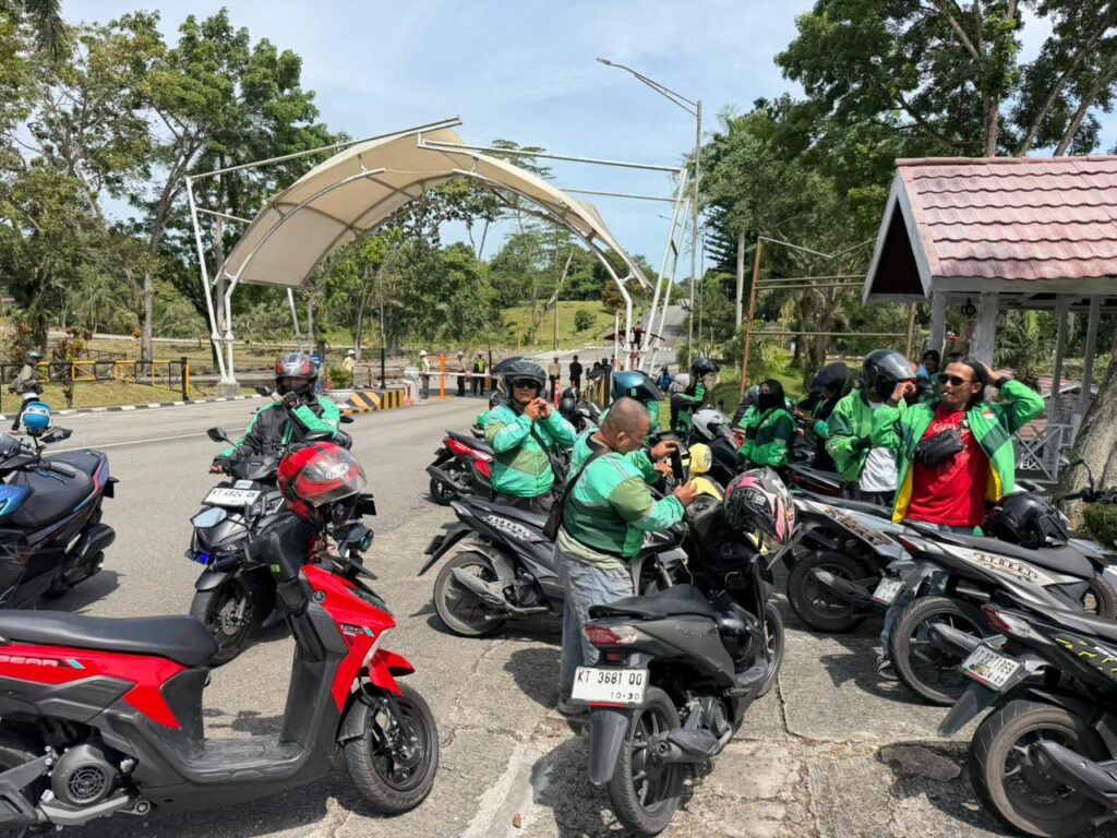 Protes ojek online di kawasan PC milik PT Pupuk Kalimantan Timur