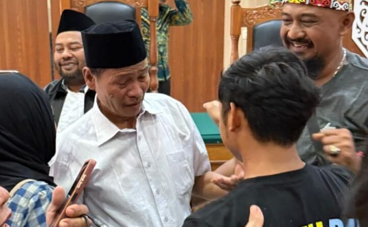 Misran Toni yang mendapat kebebasannya dari putusan majelis hakim Pengadilan Negeri Tanah Grogot, Paser, pada Kamis (16/4/2026) kemarin.