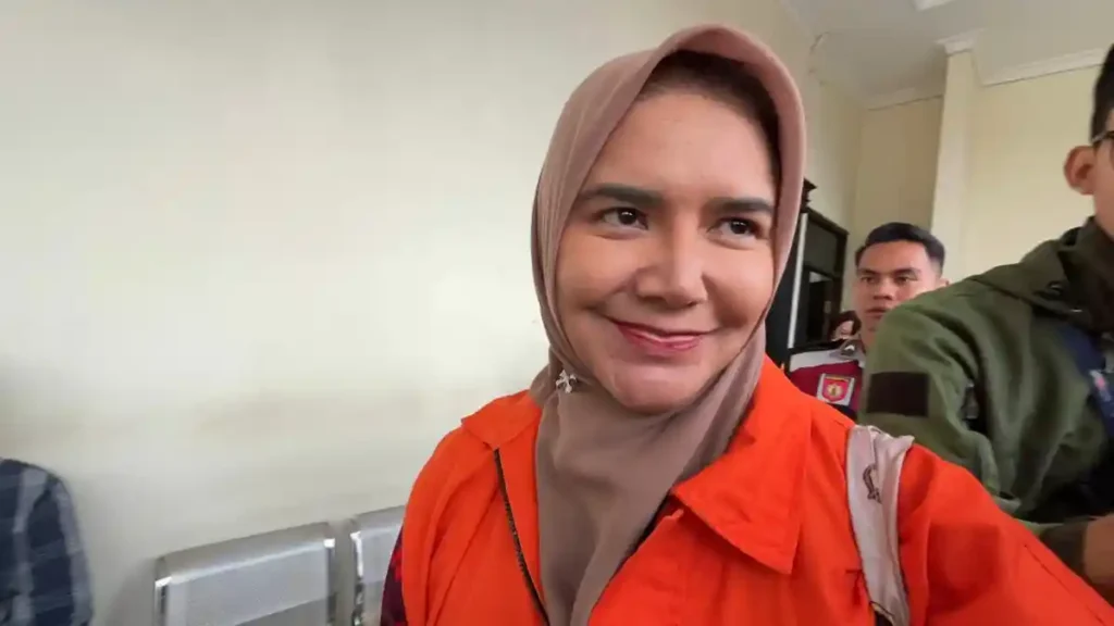 Terdakwa kasus dugaan korupsi pengurusan Izin Usaha Pertambangan (IUP) Dayang Donna Walfiaries Tania