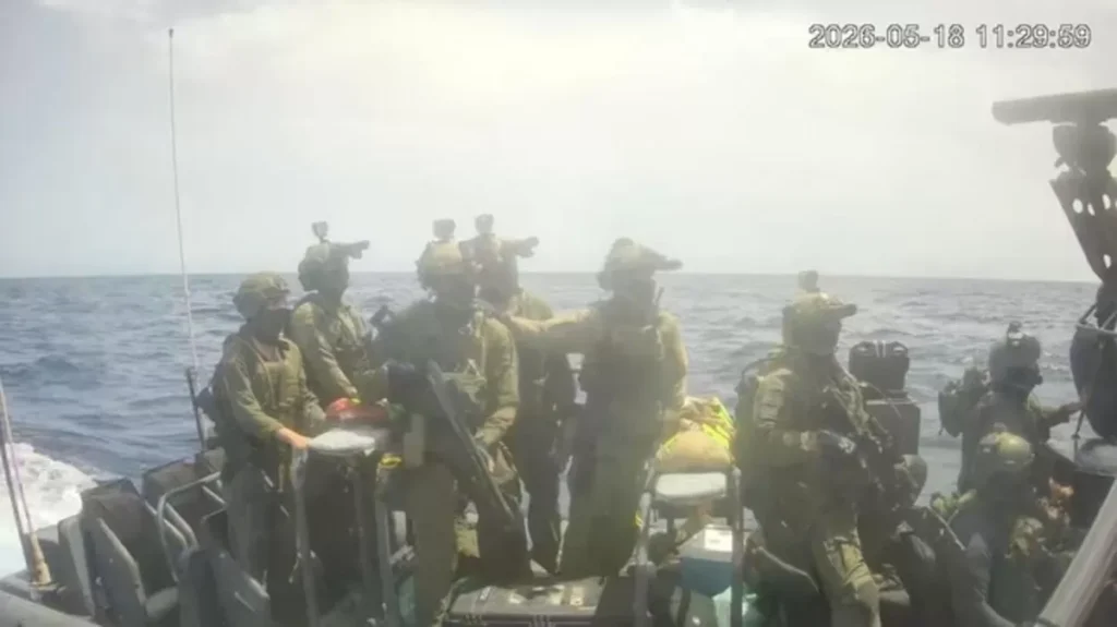 Pasukan Israel yang melakukan penyergapan terhadap kapal-kapal dalam konvoi kemanusiaan Global Sumud Flotilla (GSF)