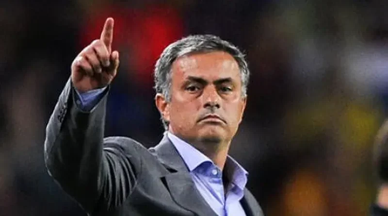José Mourinho resmi mengambil alih tugas sebagai pelatih Real Madrid