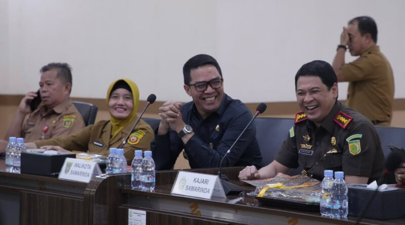 Wali Kota Samarinda, Andi Harun melakukan langkah koordinatif dengan Kejaksaan Negeri Samarinda
