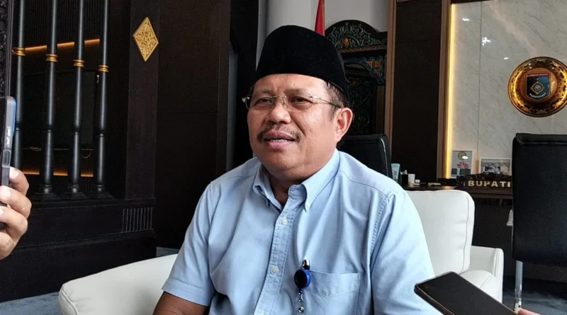 Komisi Pemberantasan Korupsi (KPK) menangkap Bupati Lombok Barat Lalu Ahmad Zaini