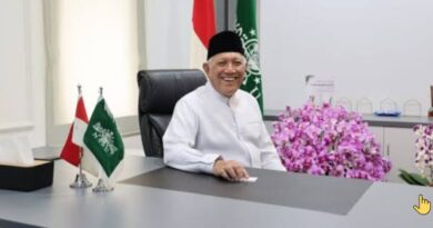Ketua Umum Pengurus Besar Nahdlatul Ulama (PBNU) KH Abdul Hakim Mahfudz atau Gus Kikin