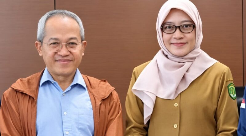 Muhammad Iqbal, Direktur Utama PT Migas Mandiri Pratama (MMP) Kaltim dan Sekretaris Daerah (Sekda) Kaltim, Sri Wahyuni